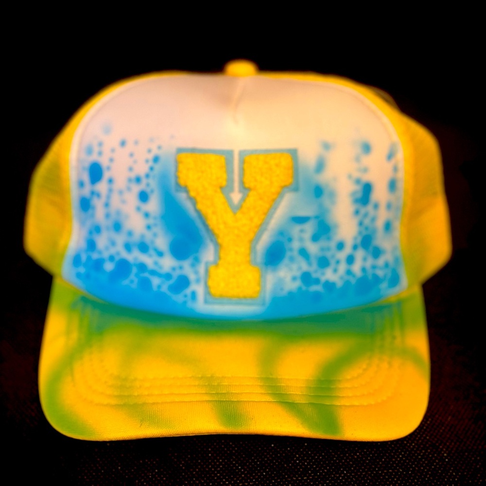 Trucker hat